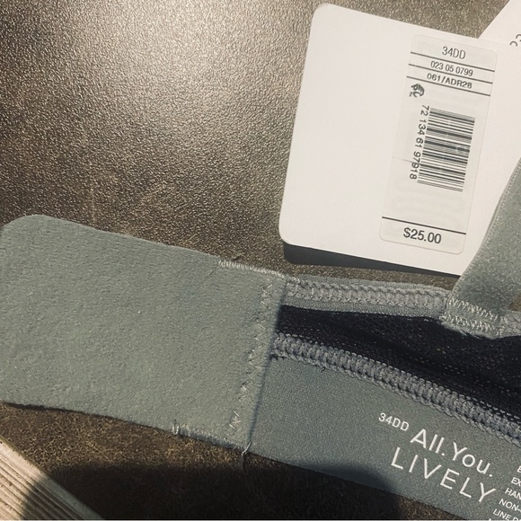 All.You. LIVELY Women's All Day Deep V No Wire Bra - Picture 14 of 16